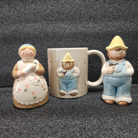 Farmer & Wife Salt & Pepper Shakers with Farmer Coffee Mug OTAGIRI Hand Crafted - Picture 1 of 16